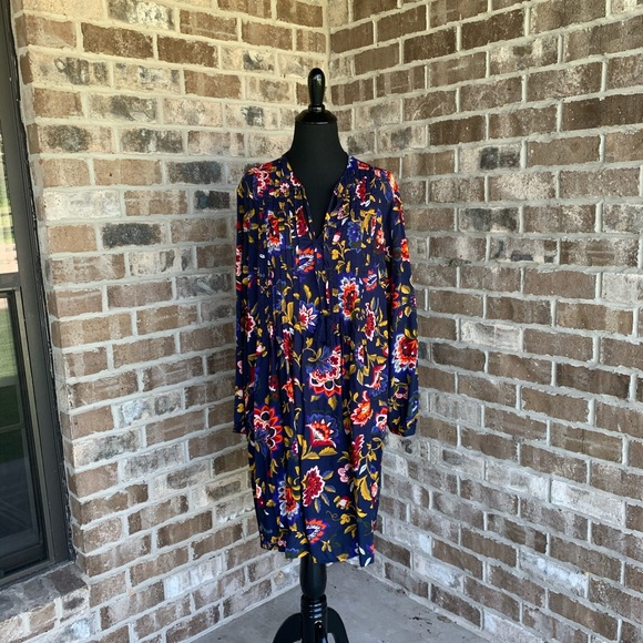 Old Navy Dresses & Skirts - Old Navy Floral Navy Blue Dress Size XL